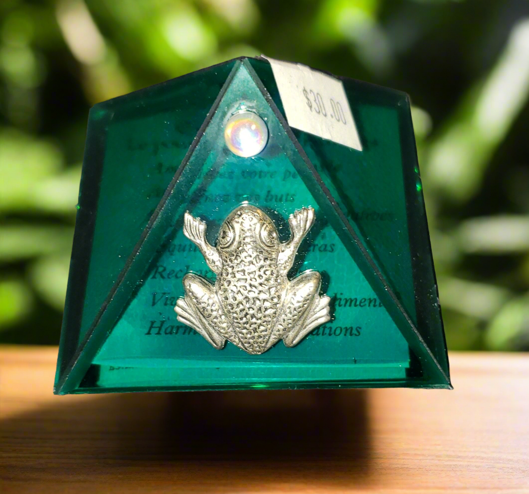 Glass Mini Pyramid with Frog